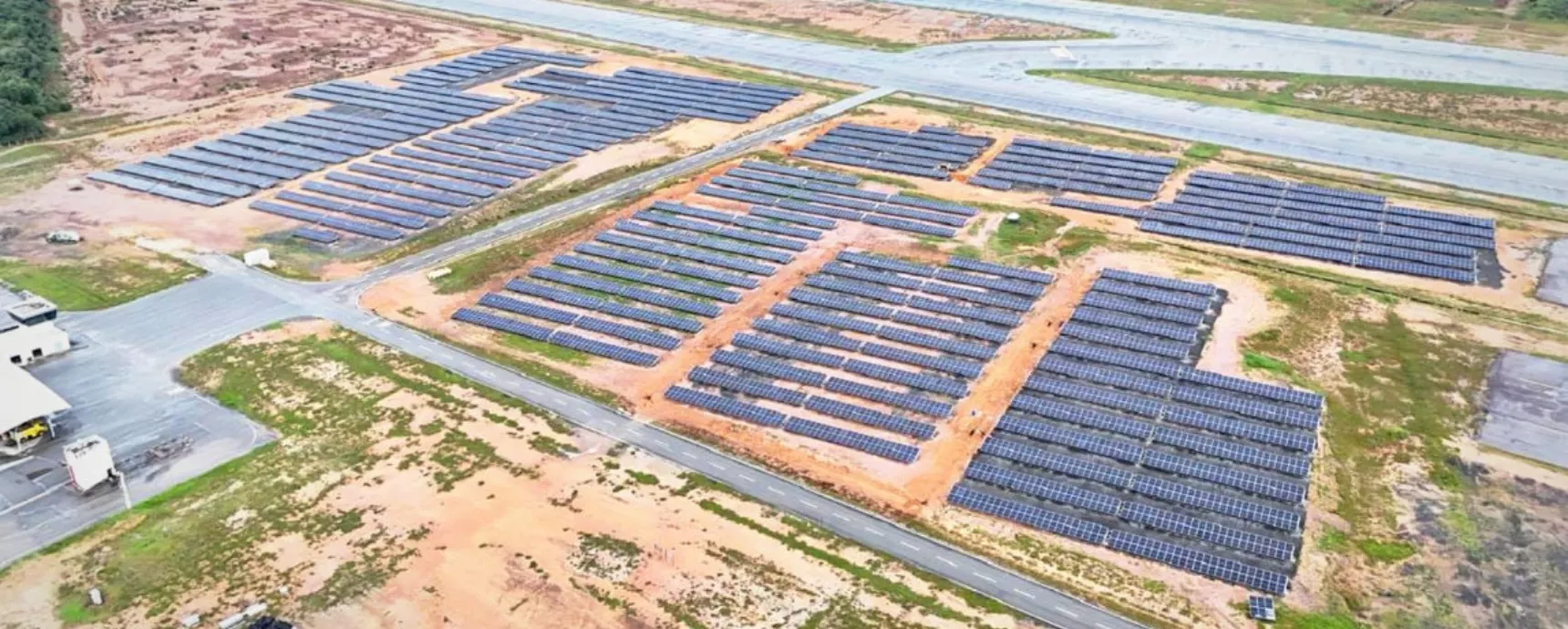 Usina Solar do Aeroporto de Natal conclui instalação de 100% das placas e projeto entra em fase final