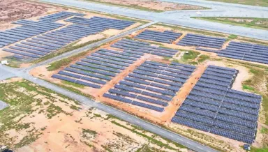 Usina Solar do Aeroporto de Natal conclui instalação de 100% das placas e projeto entra em fase final